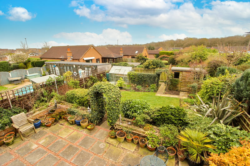 4 bedroom detached house for sale, Plumpton Gardens, Bessacarr