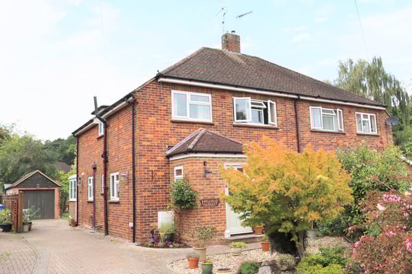 Andrews Road, Farnborough, 