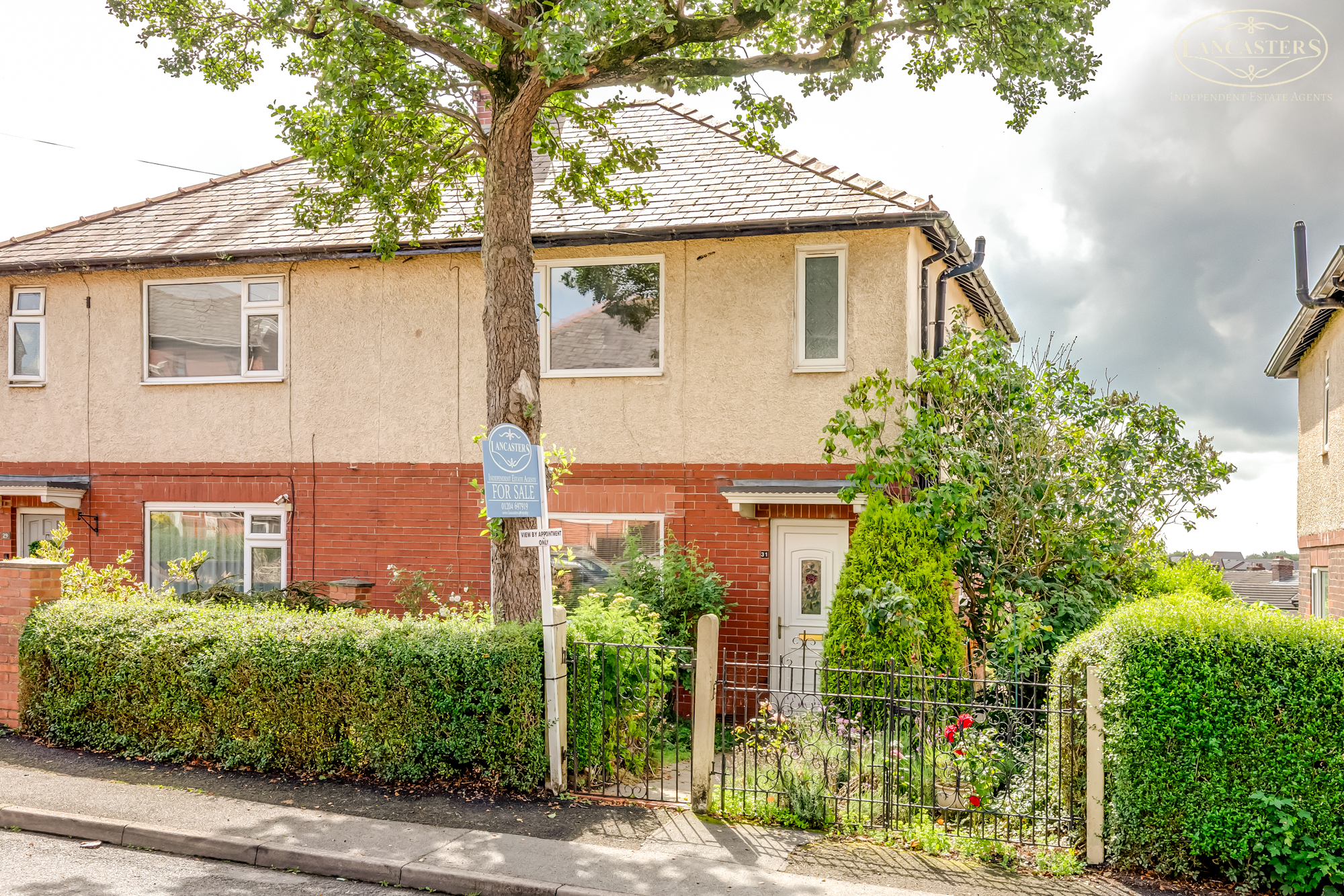 Property enquiry form background image