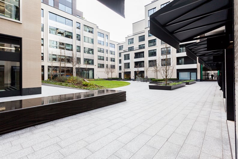 3 bedroom(s) apartment to sale in Rathbone Place, Fitzrovia, London-image 5