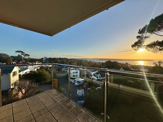 Brownsea View Avenue, Poole, BH14