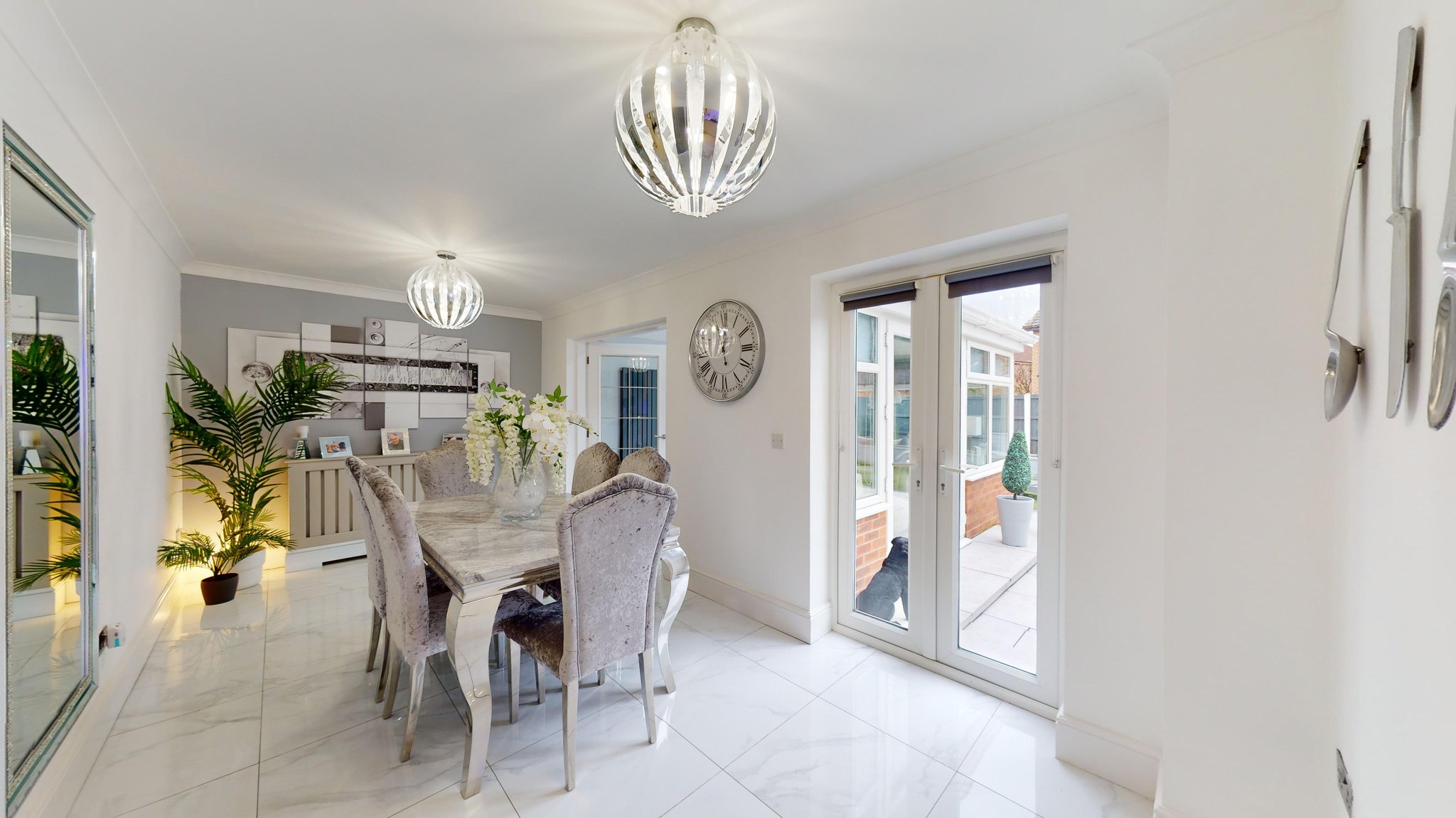 3 bedroom detached house for sale, Farnborough Drive, Cantley