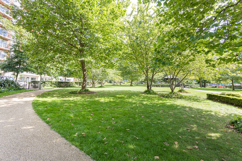1 bedroom(s) apartment to sale in Heritage Avenue, London-image 23
