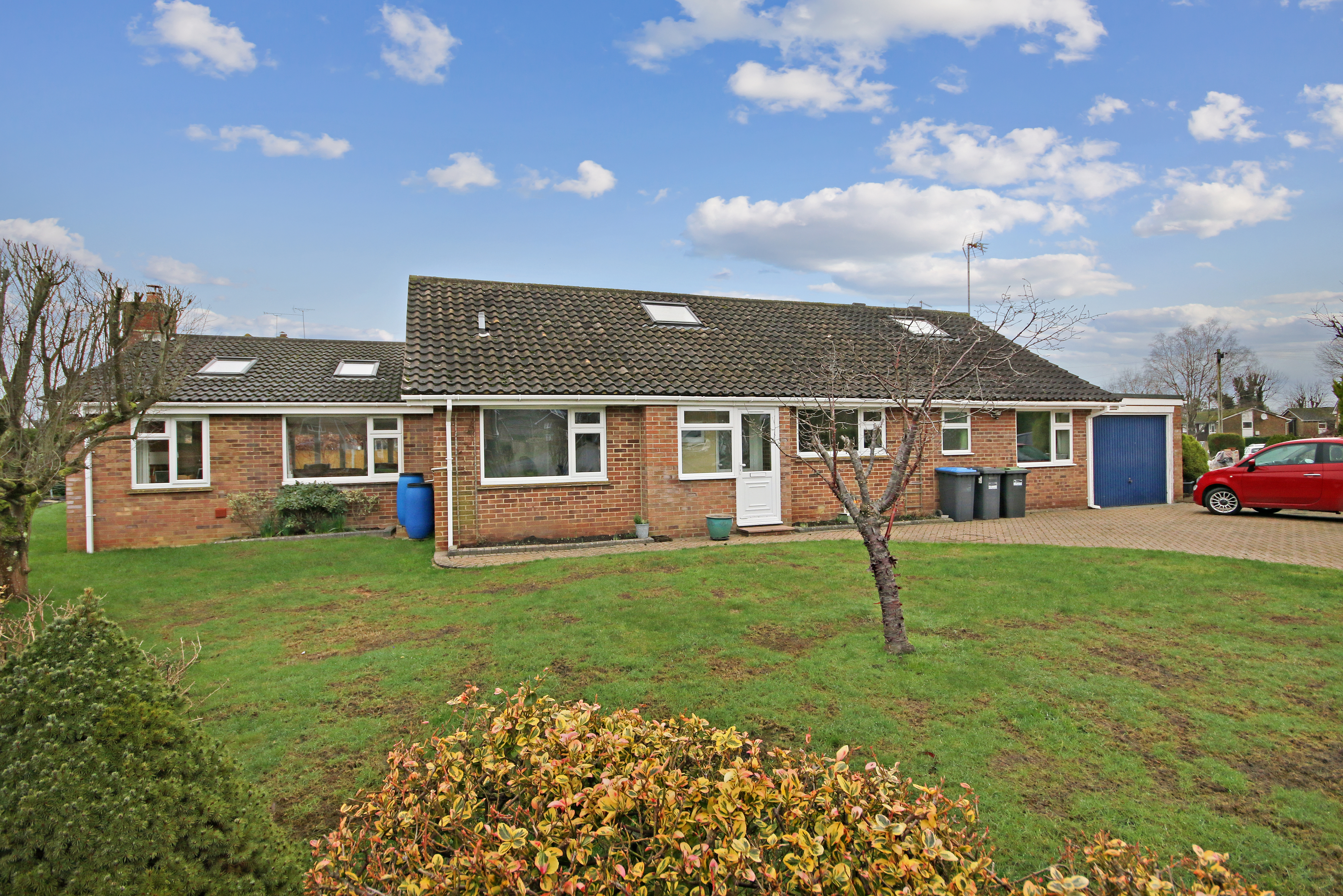 Woodlands Close, West Sussex