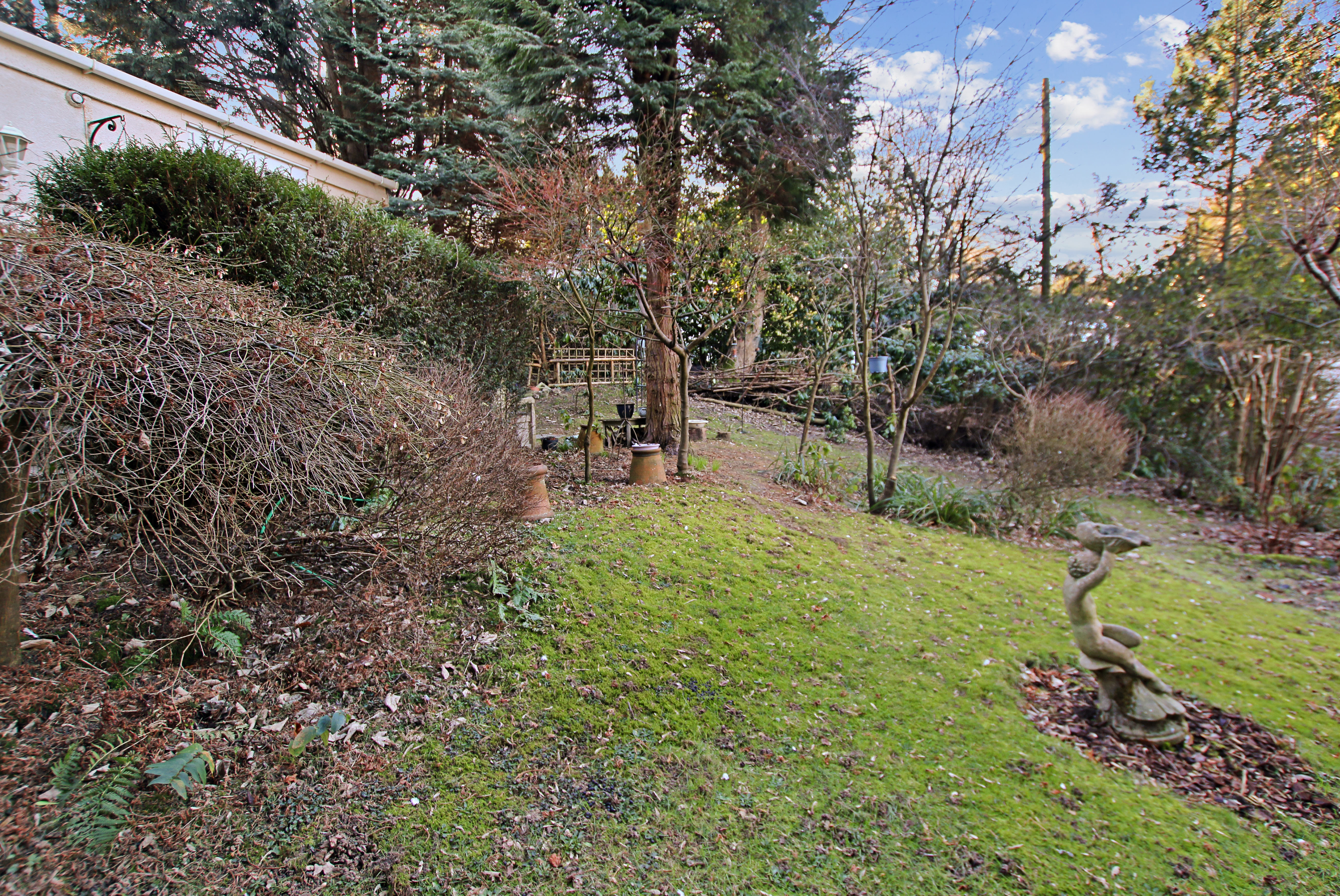 Turners Hill Park, Crawley, West Sussex