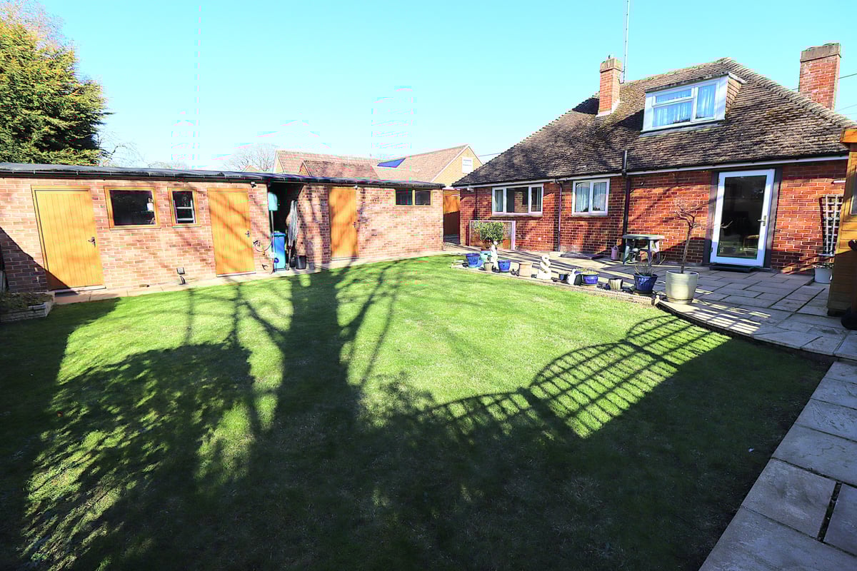 Prospect Road, Farnborough, GU14 8LB