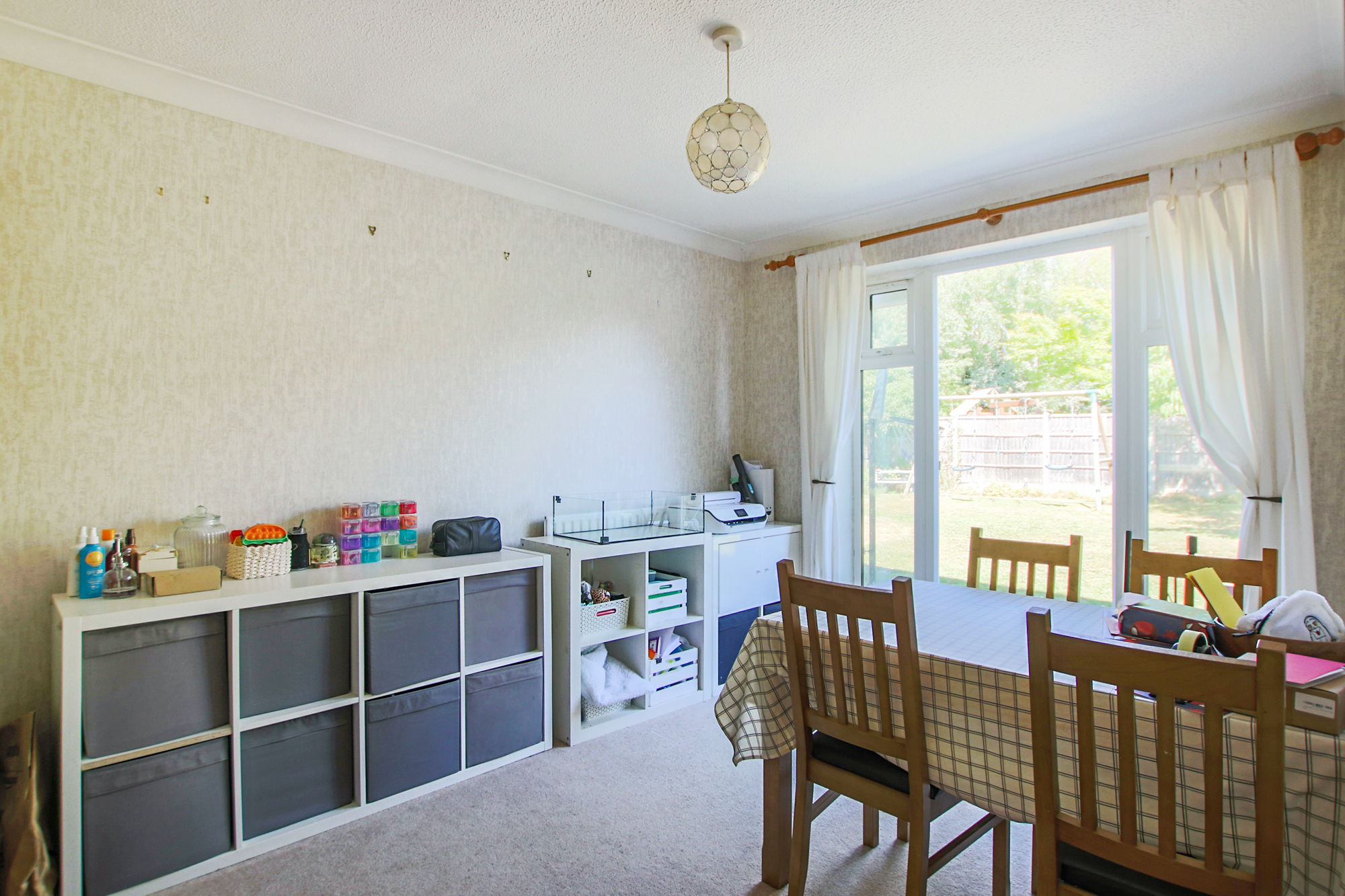Lincolns Mead, Lingfield, Surrey