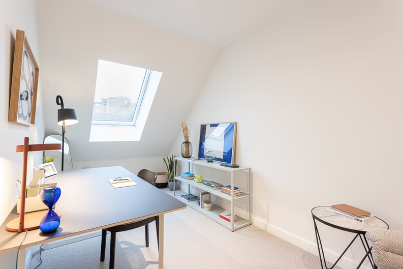 3 bedroom(s) apartment to sale in Victoria Drive, Southfields, London-image 32