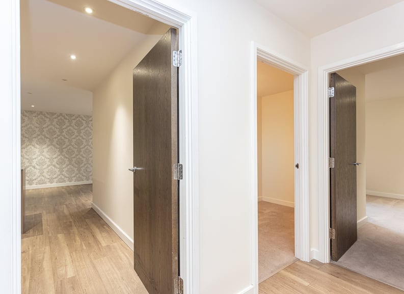 2 bedroom(s) apartment to sale in Beaufort Square, Colindale, London-image 6