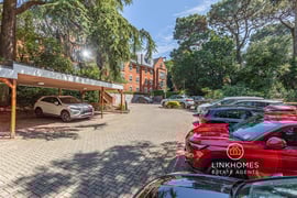 Castle Hill House | Thumbnail