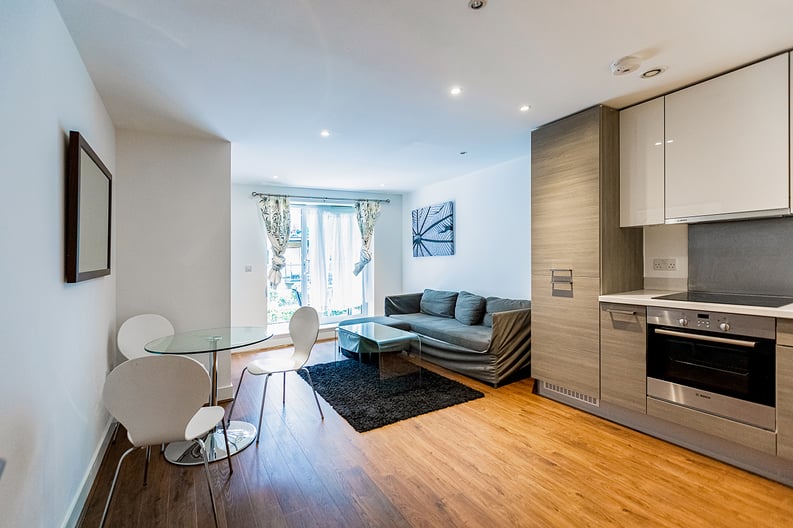 1 bedroom(s) apartment to sale in Bromyard Avenue, Napier West, London-image 10