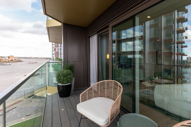 3 bedroom(s) apartment to sale in Brigadier Walk, Woolwich-image 6