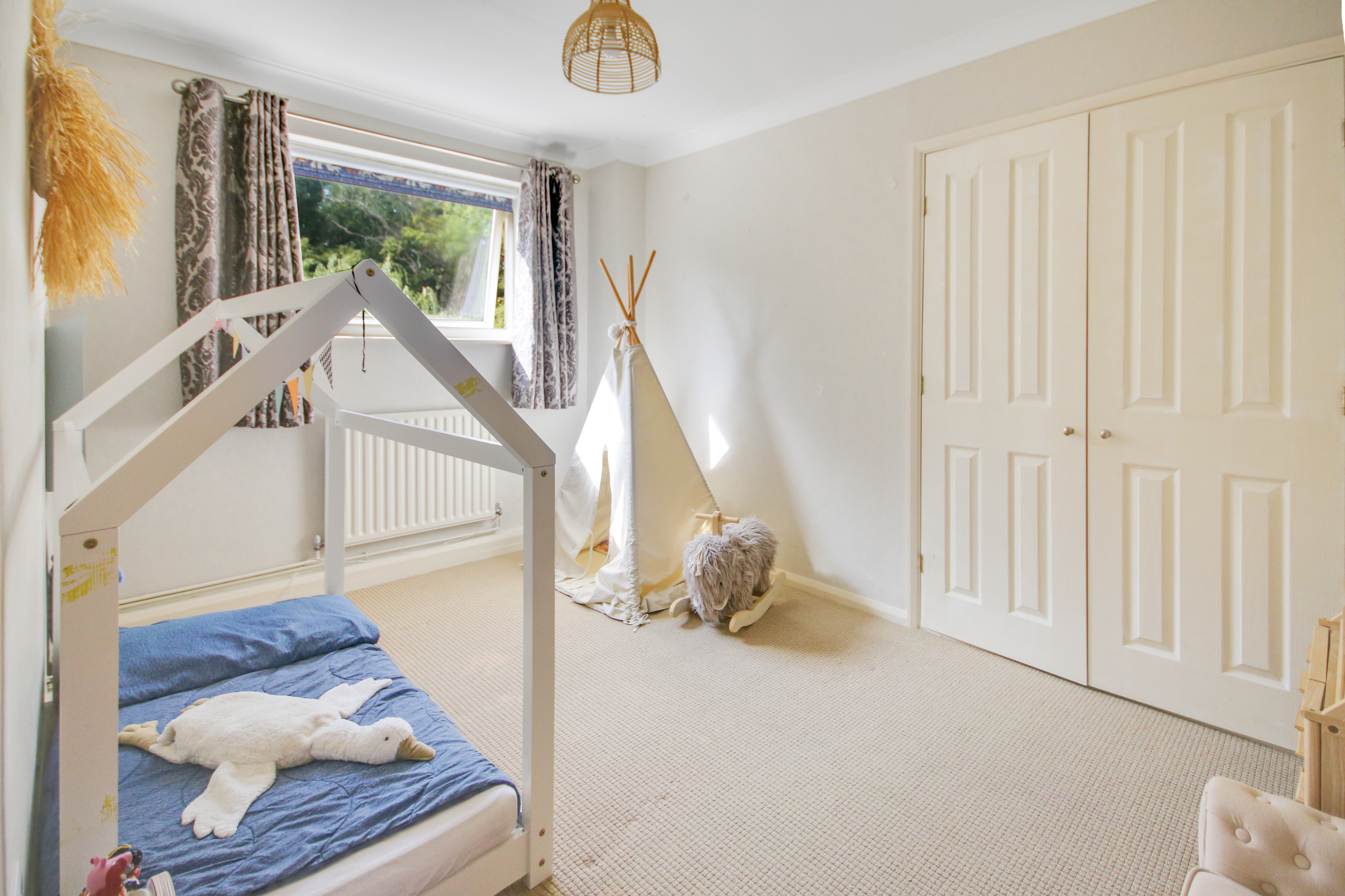 Imberhorne Lane, East Grinstead, West Sussex