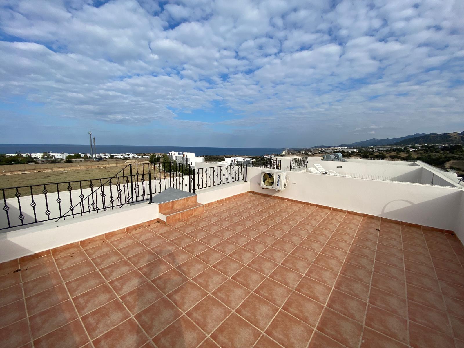 Recently Renovated 2 Bedroom Penthouse with Roof Terrace Offering lovely Views, Bahceli