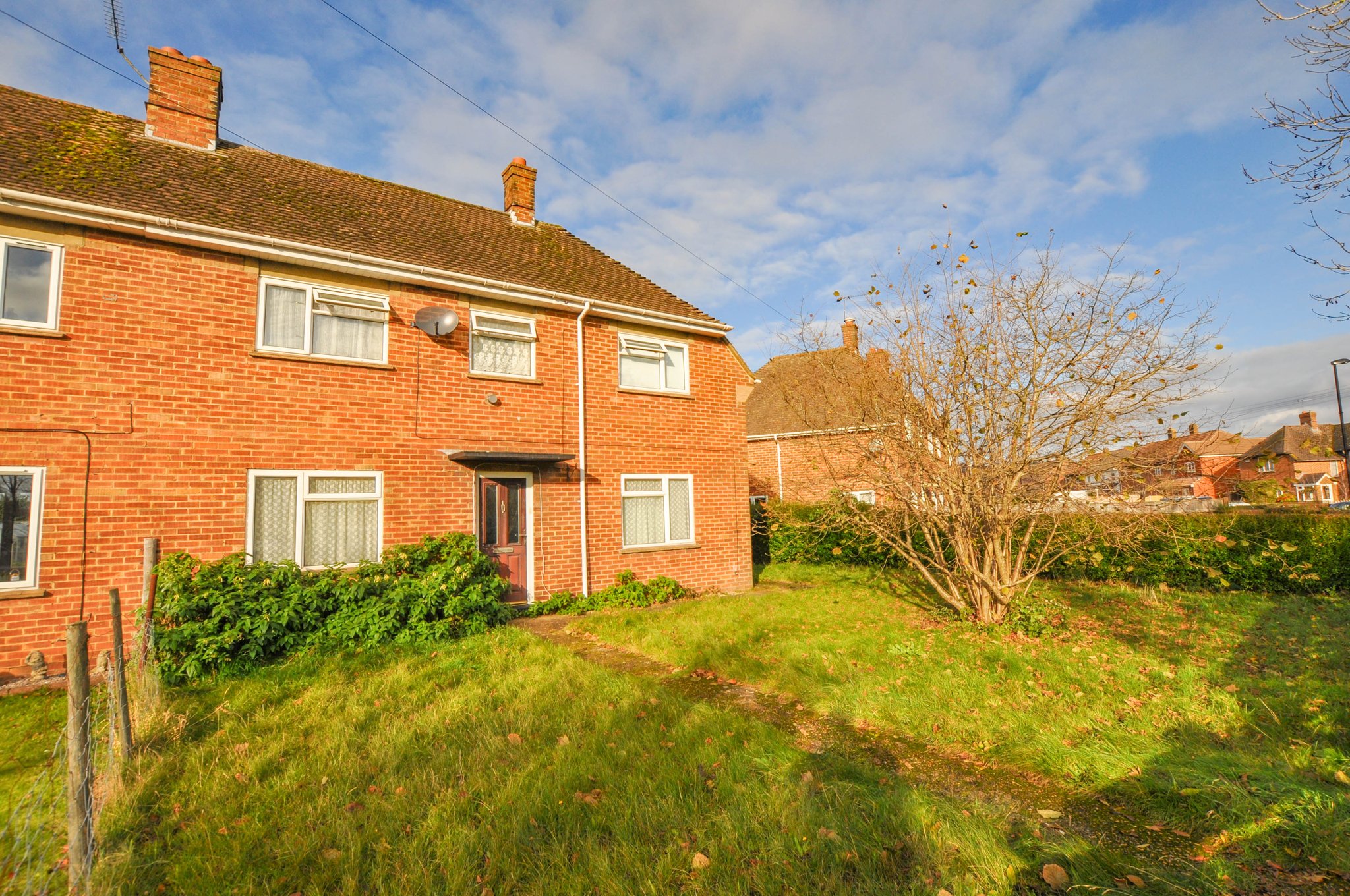 Barnes Crescent, Wimborne Fisks