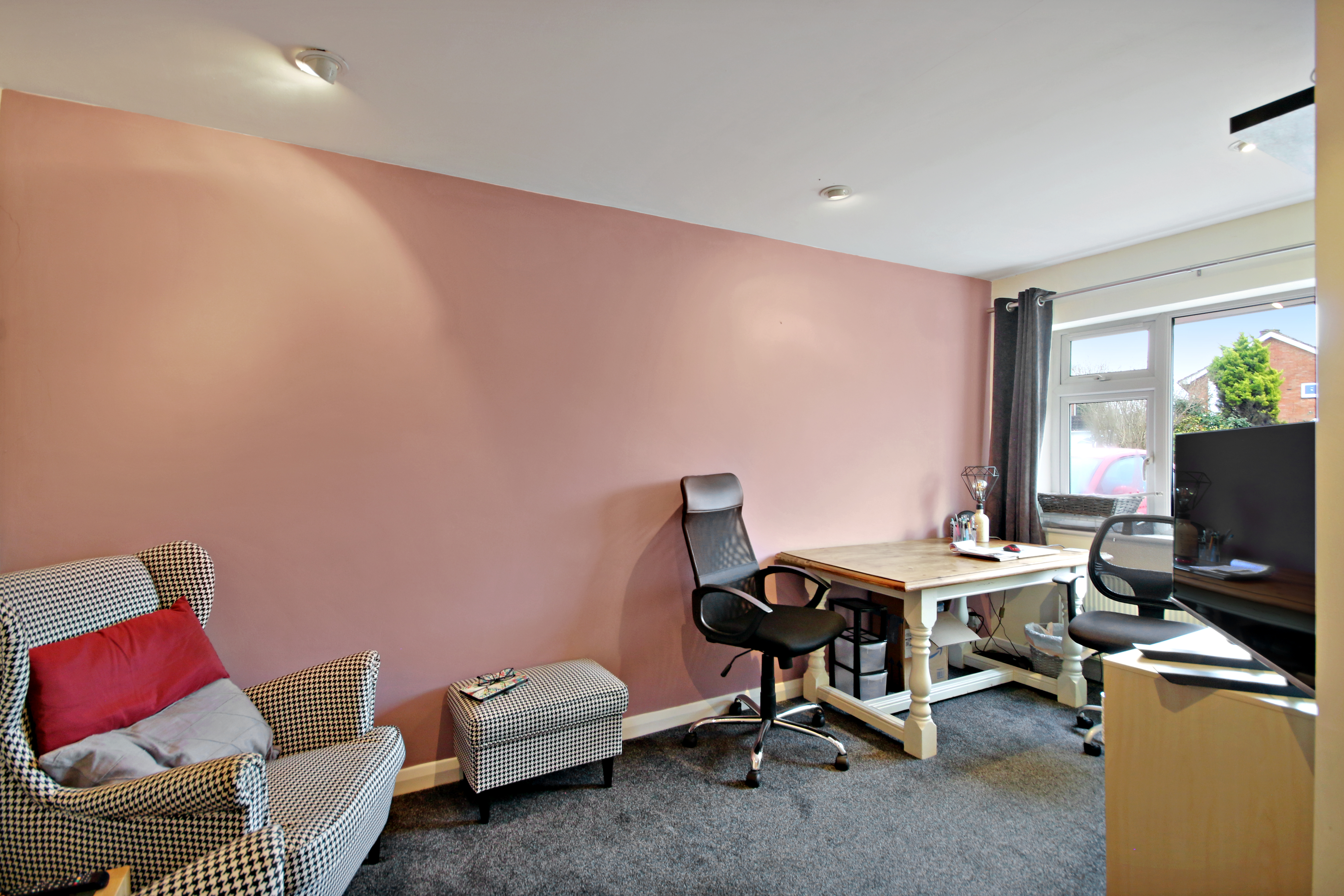 Woodlands Close, West Sussex