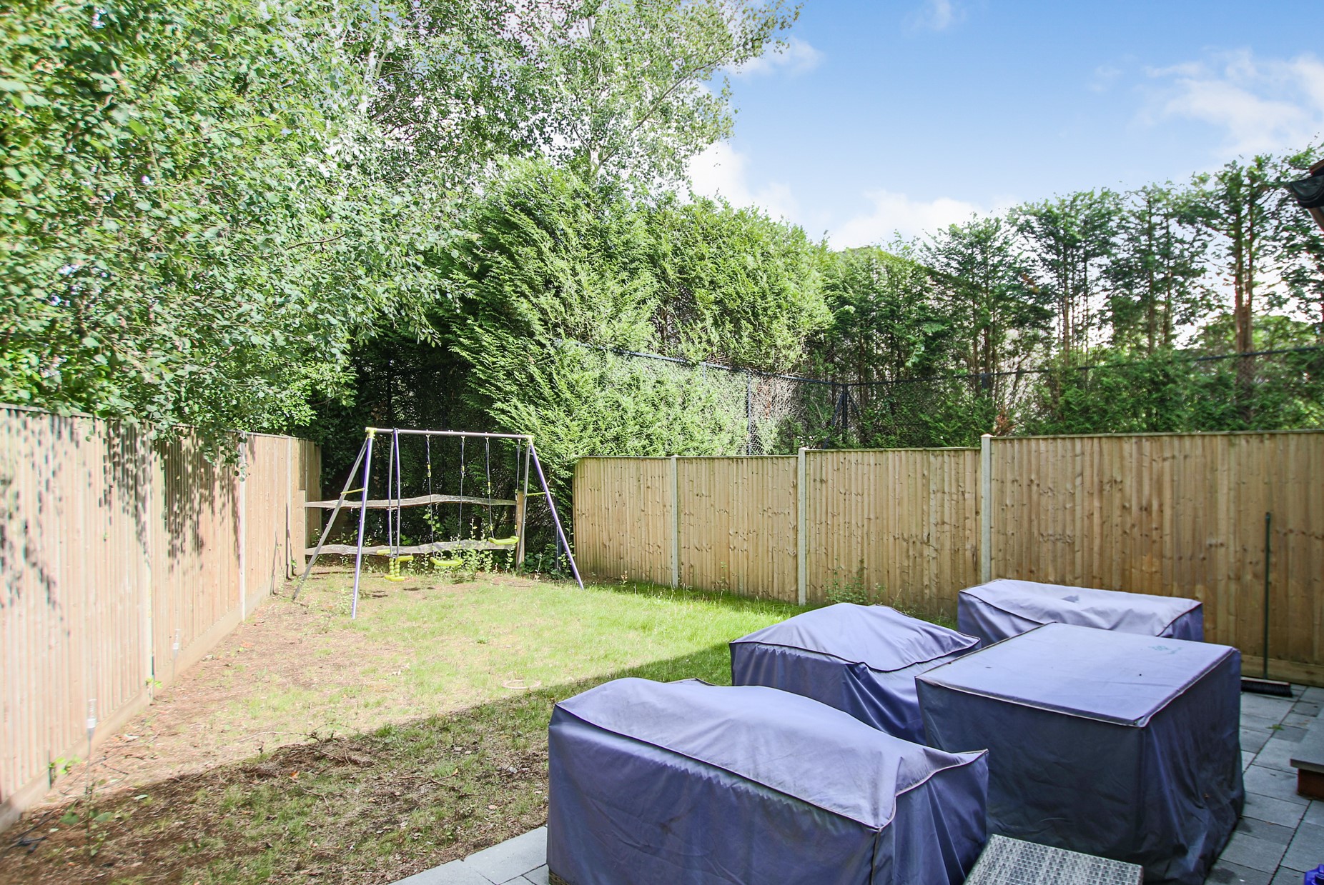 Wallis Mews, East Grinstead, West Sussex