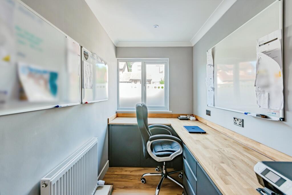 Clarence Drive, East Grinstead, West Sussex