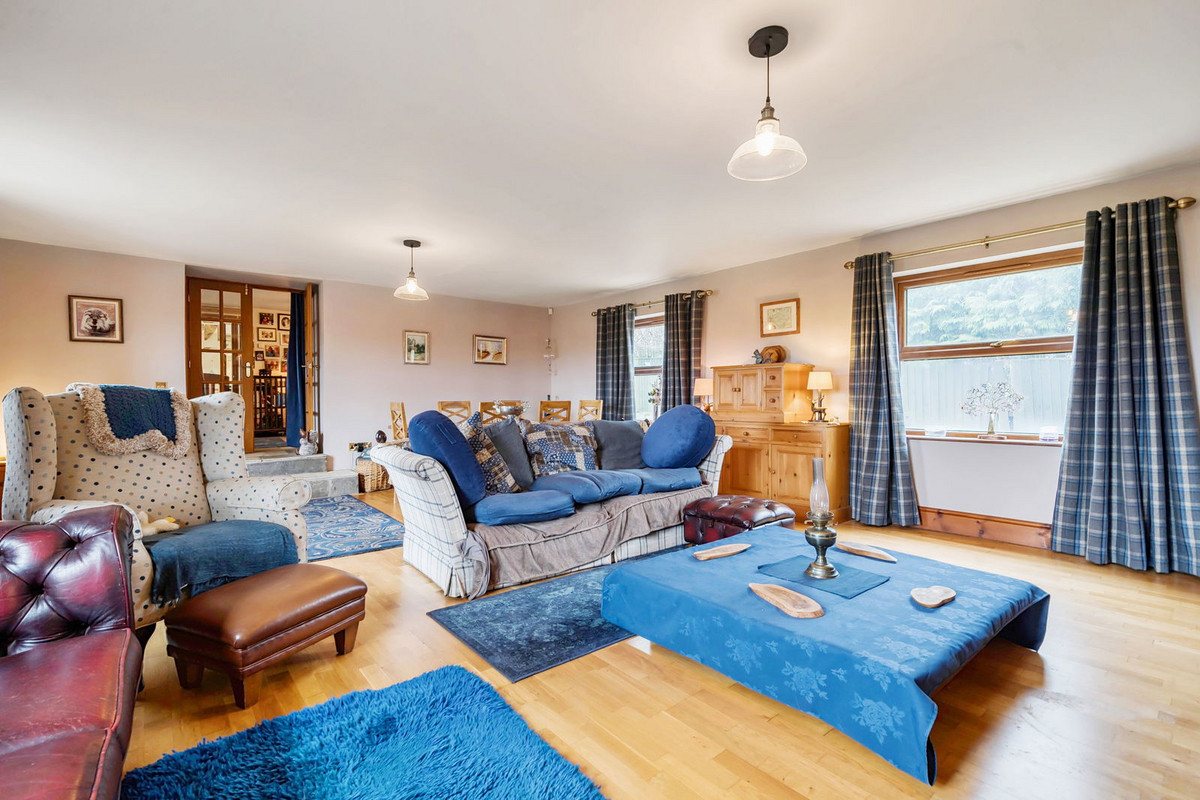 North Farm with Land, Hargreaves Fold Lane, Rossendale, BB4 9RU