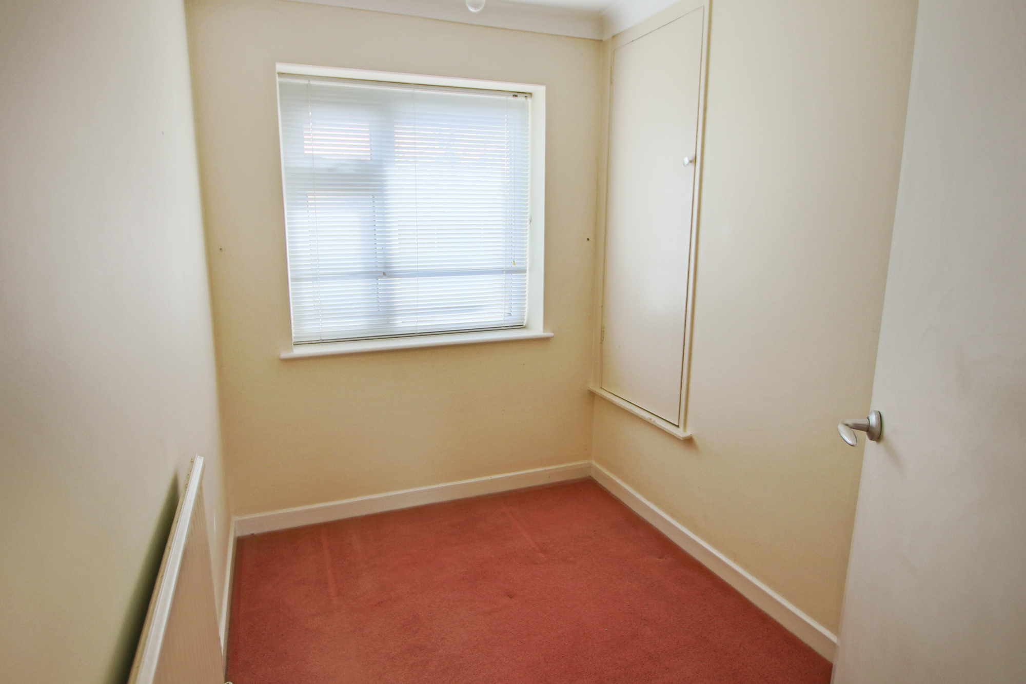 6 Austen Close, East Grinstead