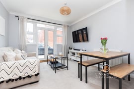 Oakwood House | Thumbnail