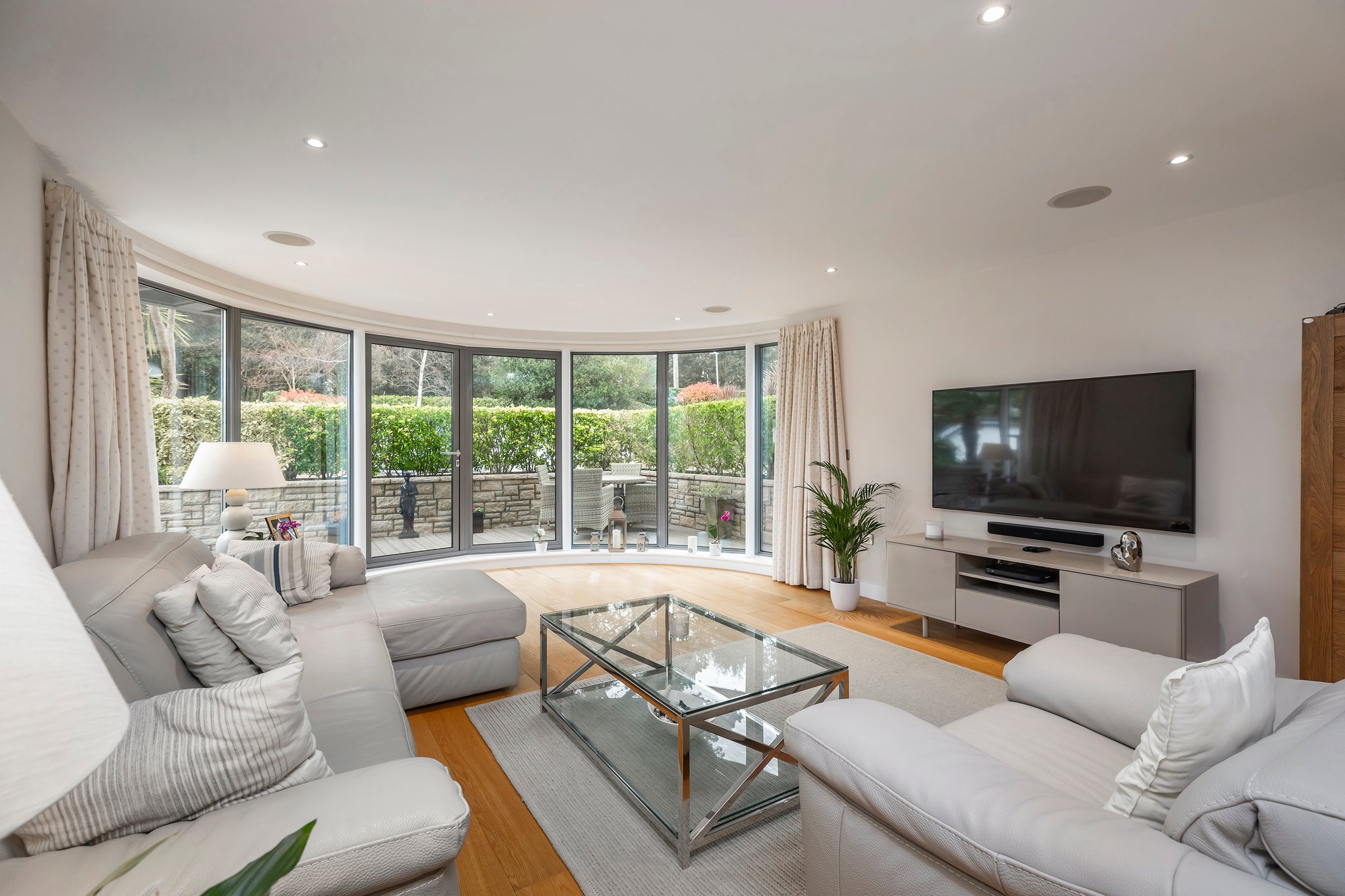 Bingham Avenue, Poole Philippa Sole