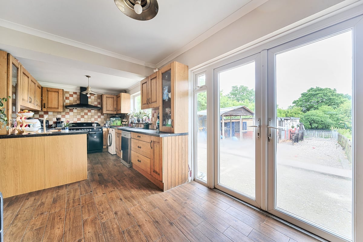 The Laurels, Castledon Road, Billericay, CM11 1LP