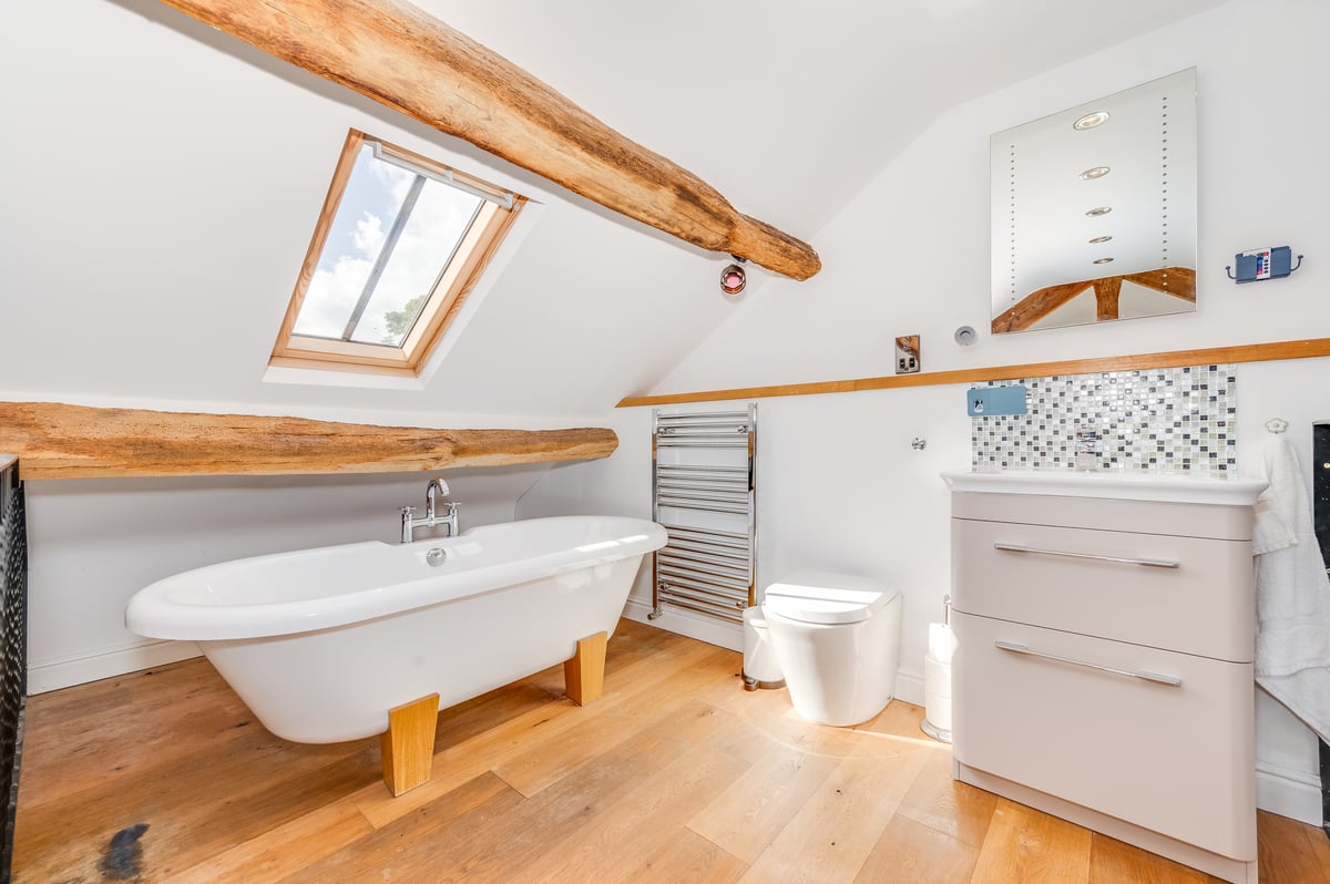 Snell House Farm, Bank Side, Sheffield, S35 0DA