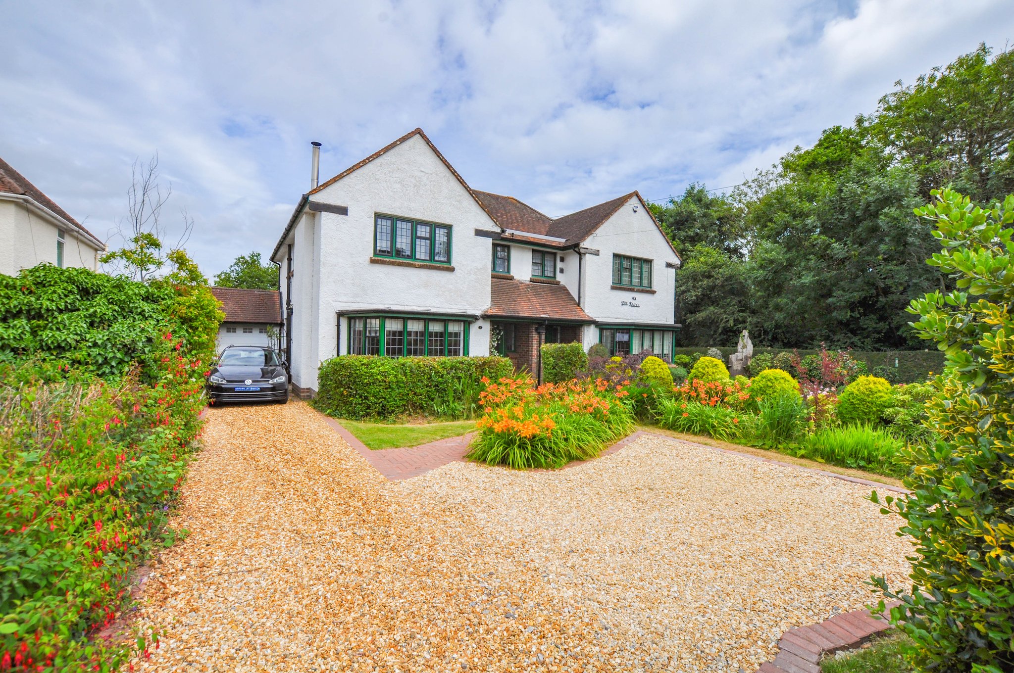 Oakley Hill, WIMBORNE