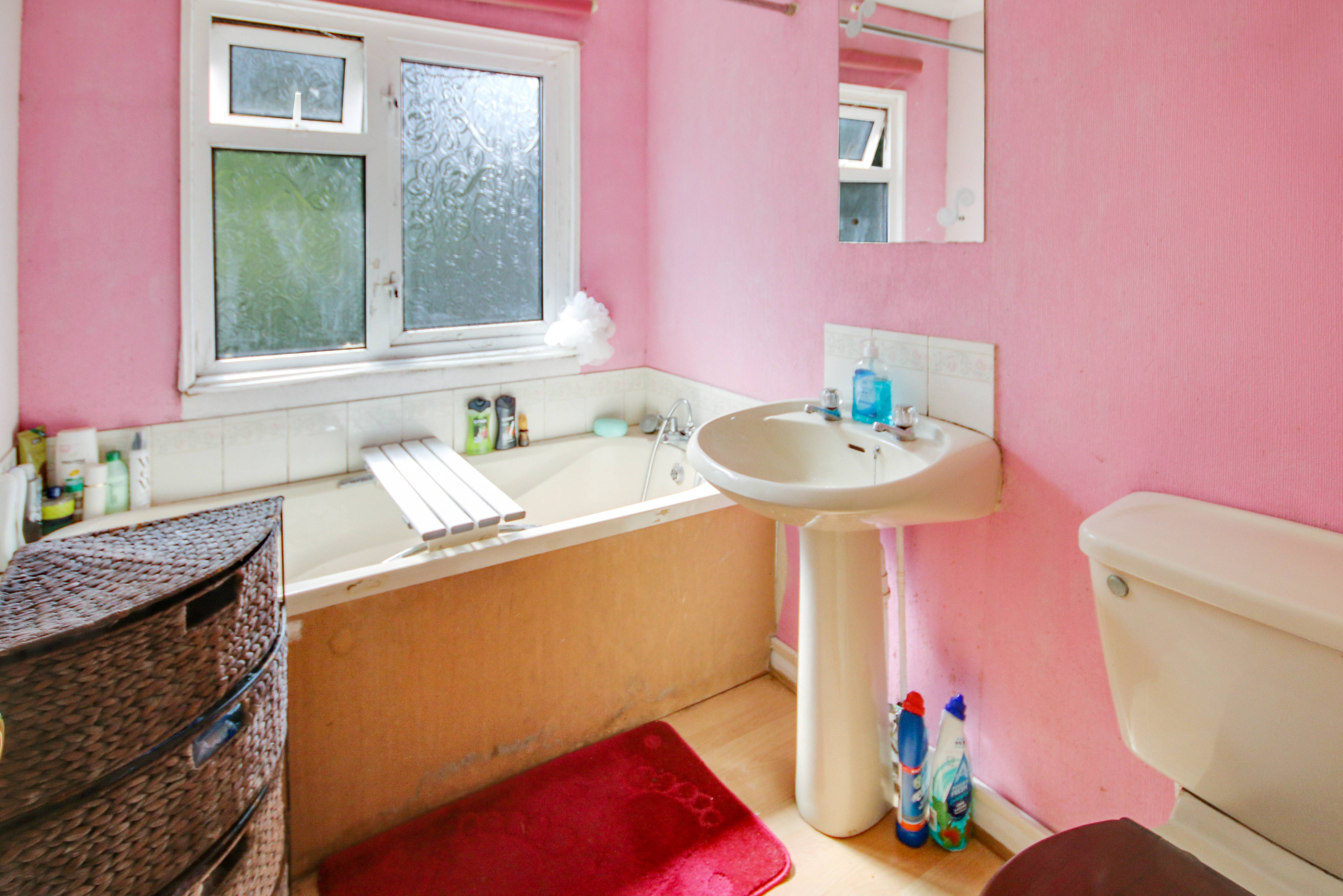 Meadowside Park, Lingfield, Surrey