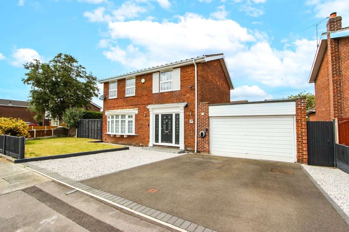 4 bedroom detached house for sale, Boswell Road, Bessacarr, Doncaster