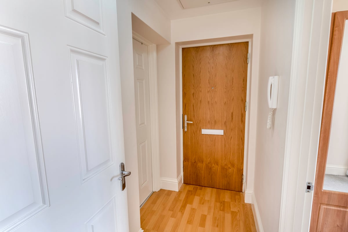 London Road, Retford, DN22 7EB