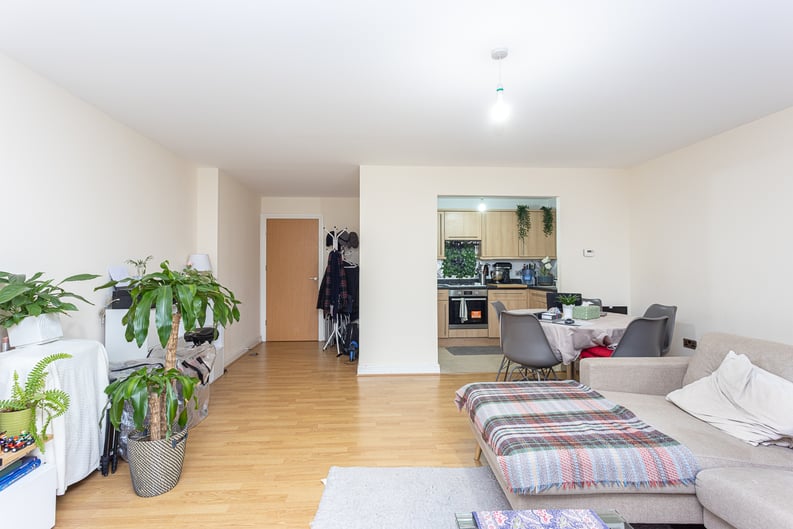 3 bedroom(s) apartment to sale in 7 Charcot Road, Colindale, London-image 11