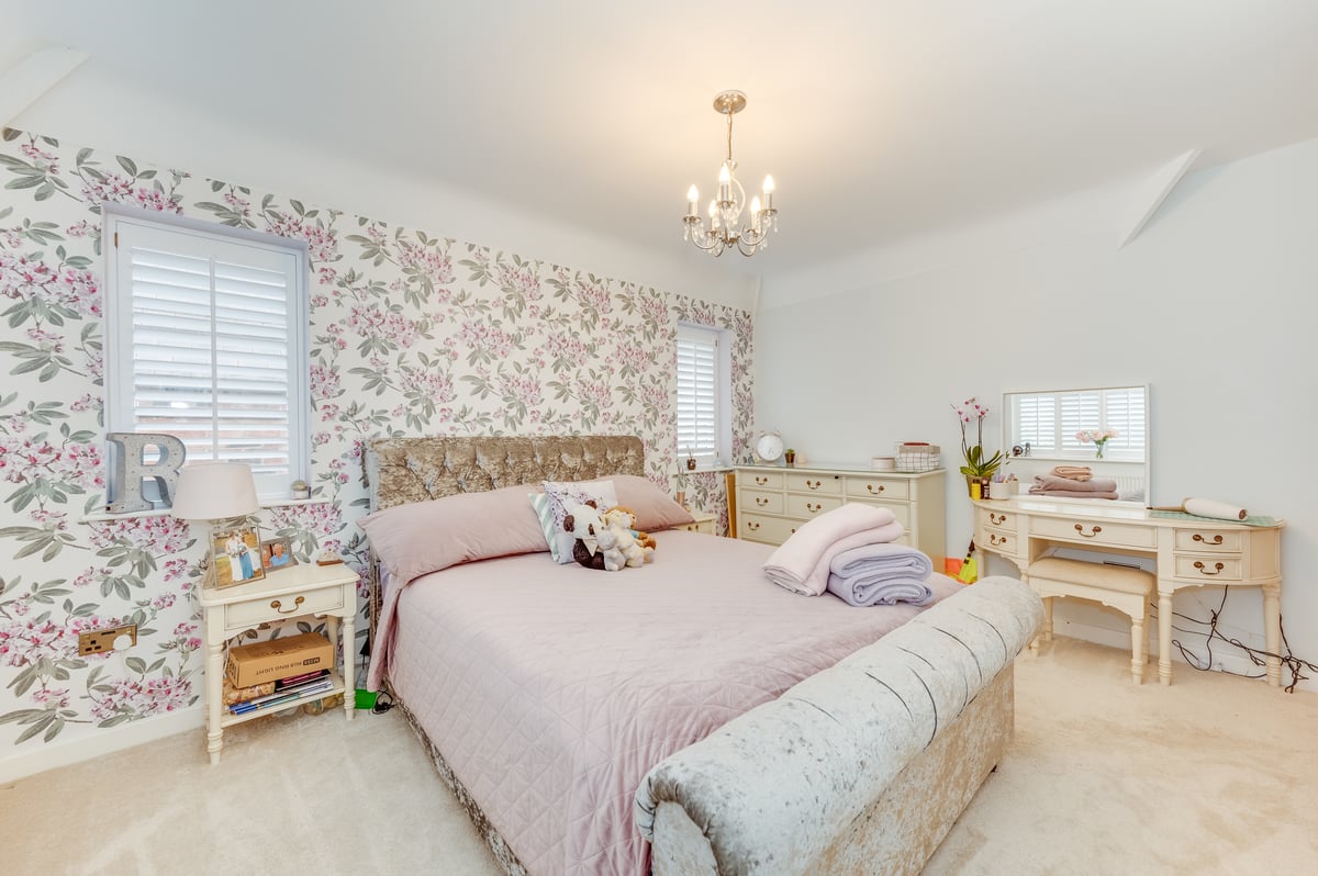 Loxley, Sturton Road, Retford, DN22 0AB