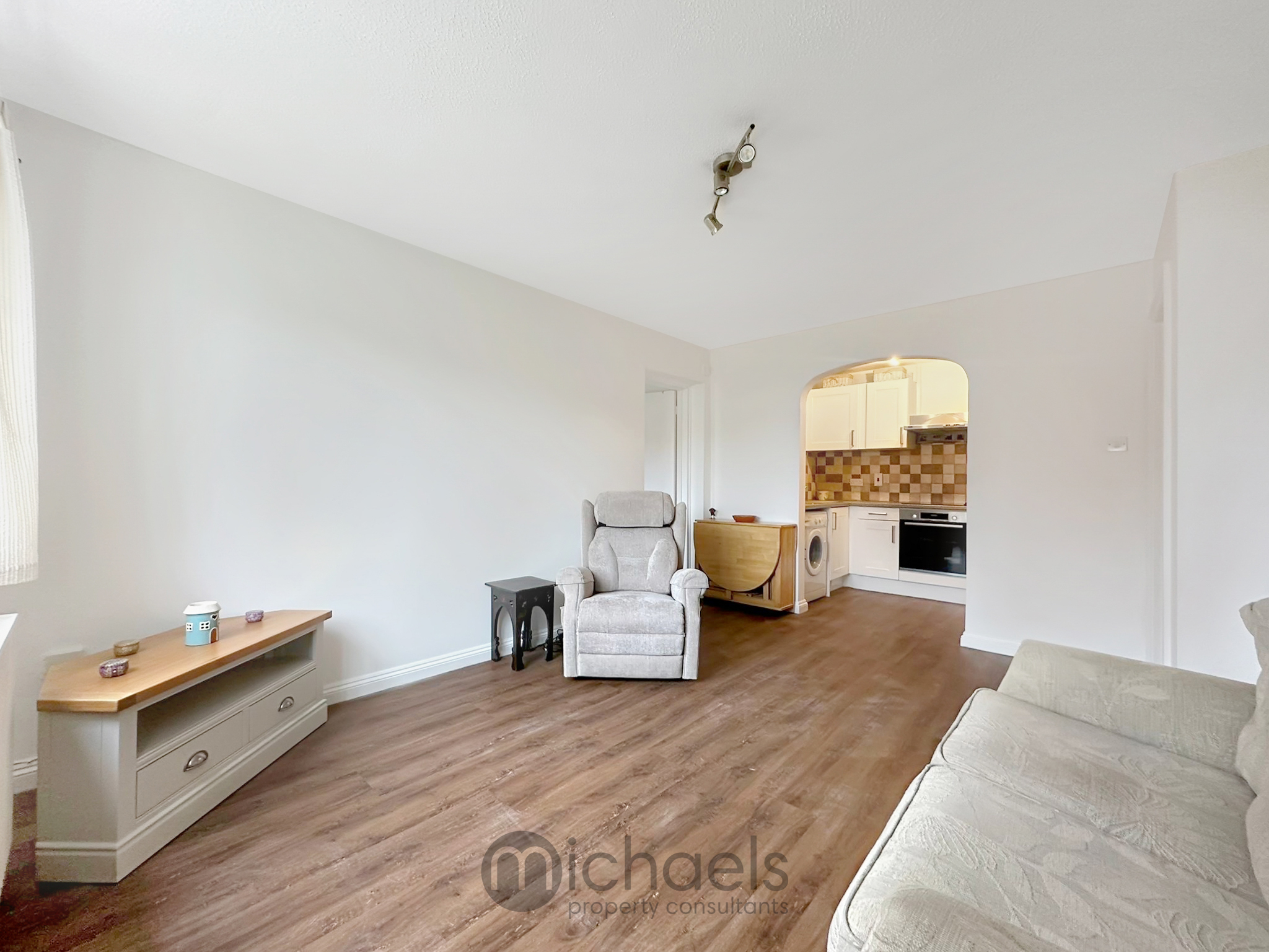 Moreland Court Flat 8 Glenway Close