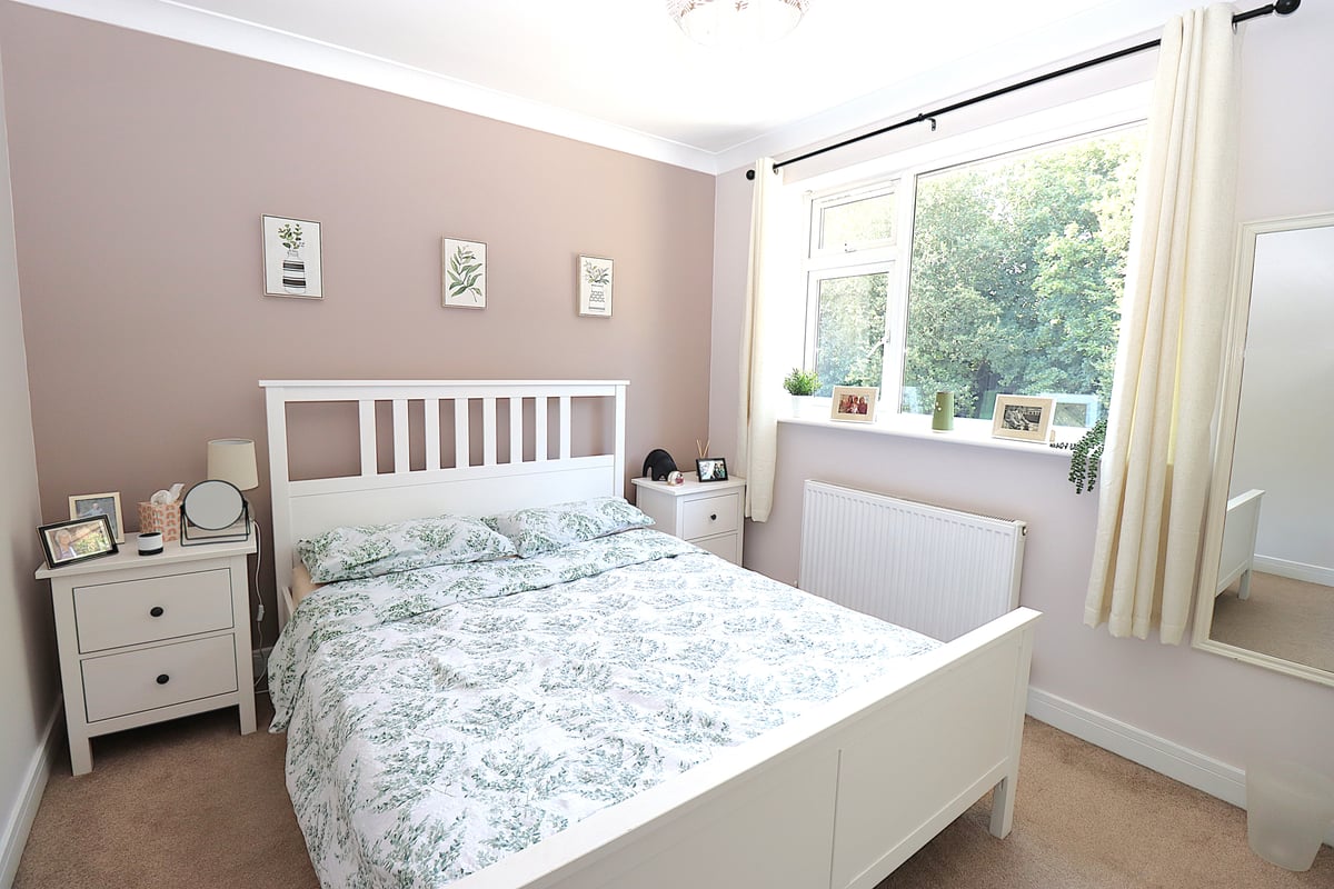 Marshall Close, FARNBOROUGH, GU14 8RY