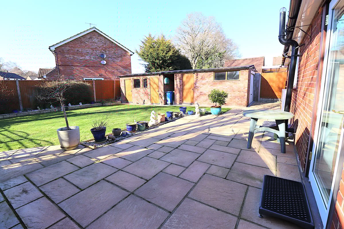 Prospect Road, Farnborough, GU14 8LB