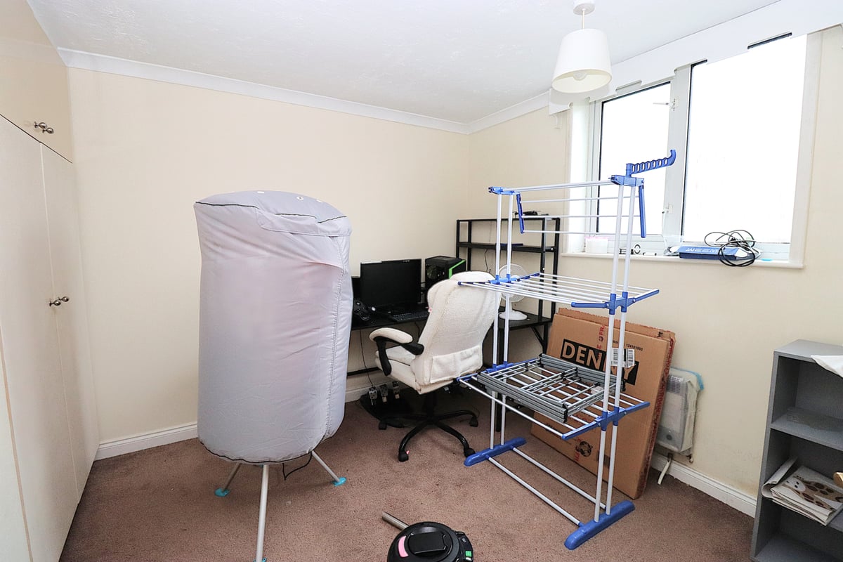 Austen Road, Farnborough, GU14 8LQ