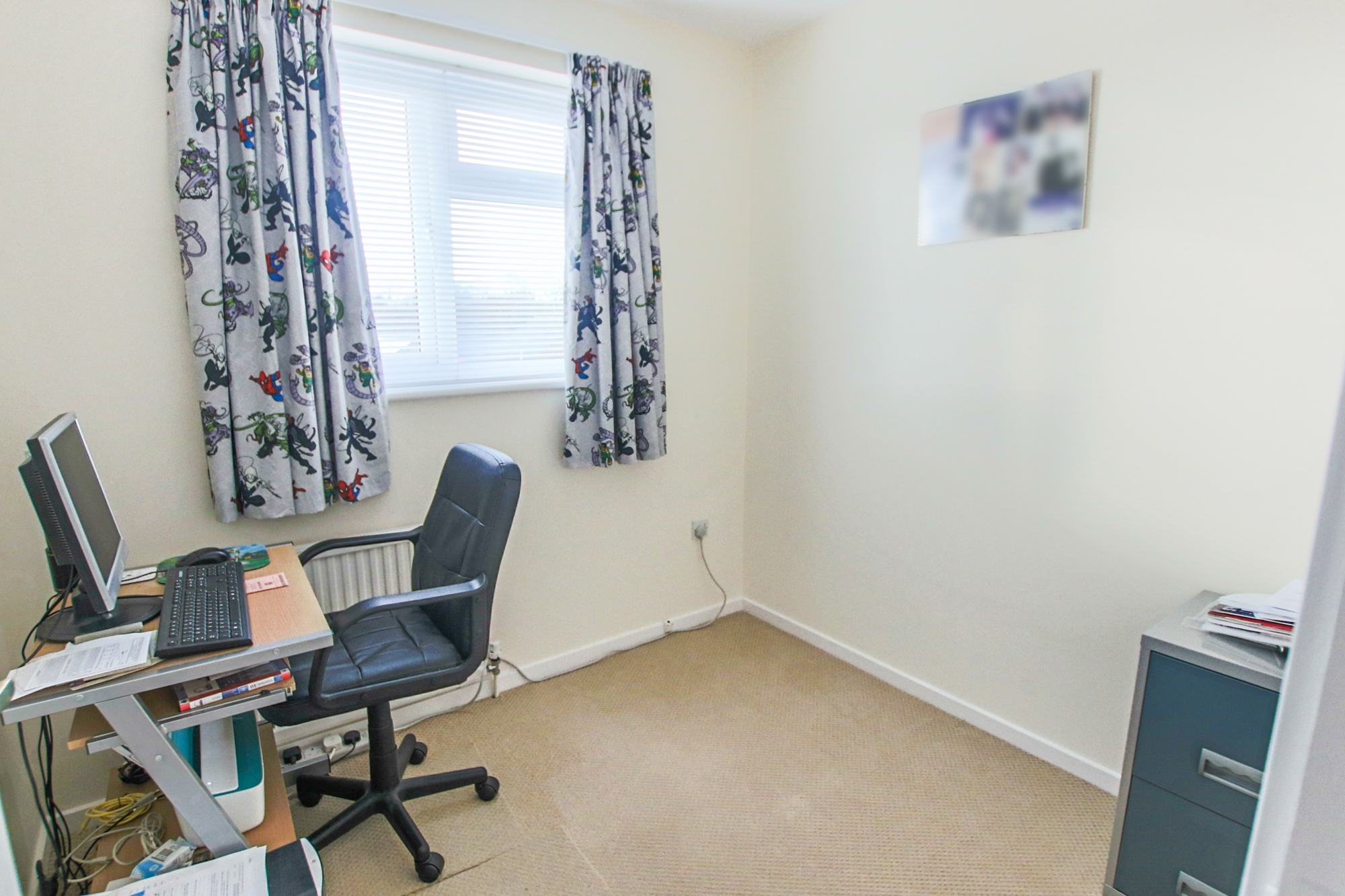 15 Kindersley Close, East Grinstead