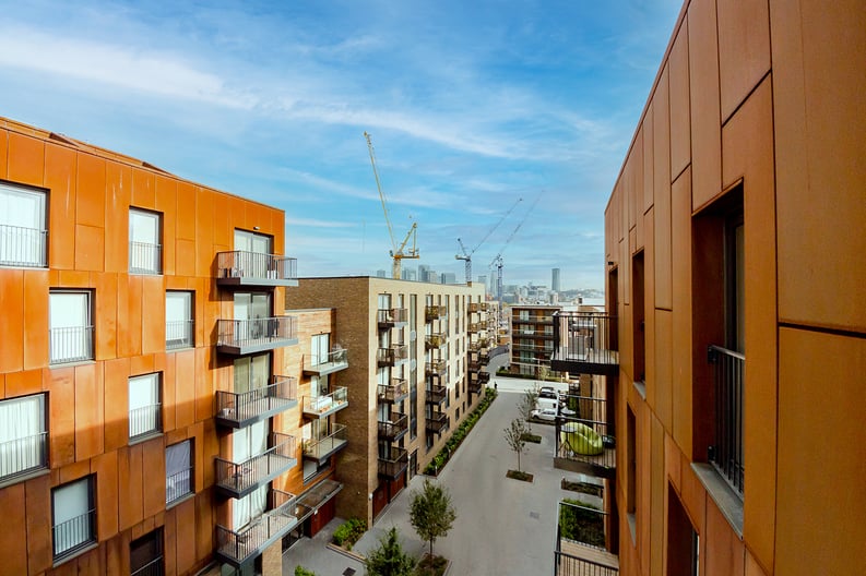 3 bedroom(s) apartment to sale in Whiting Way, Surrey Quays, London-image 15