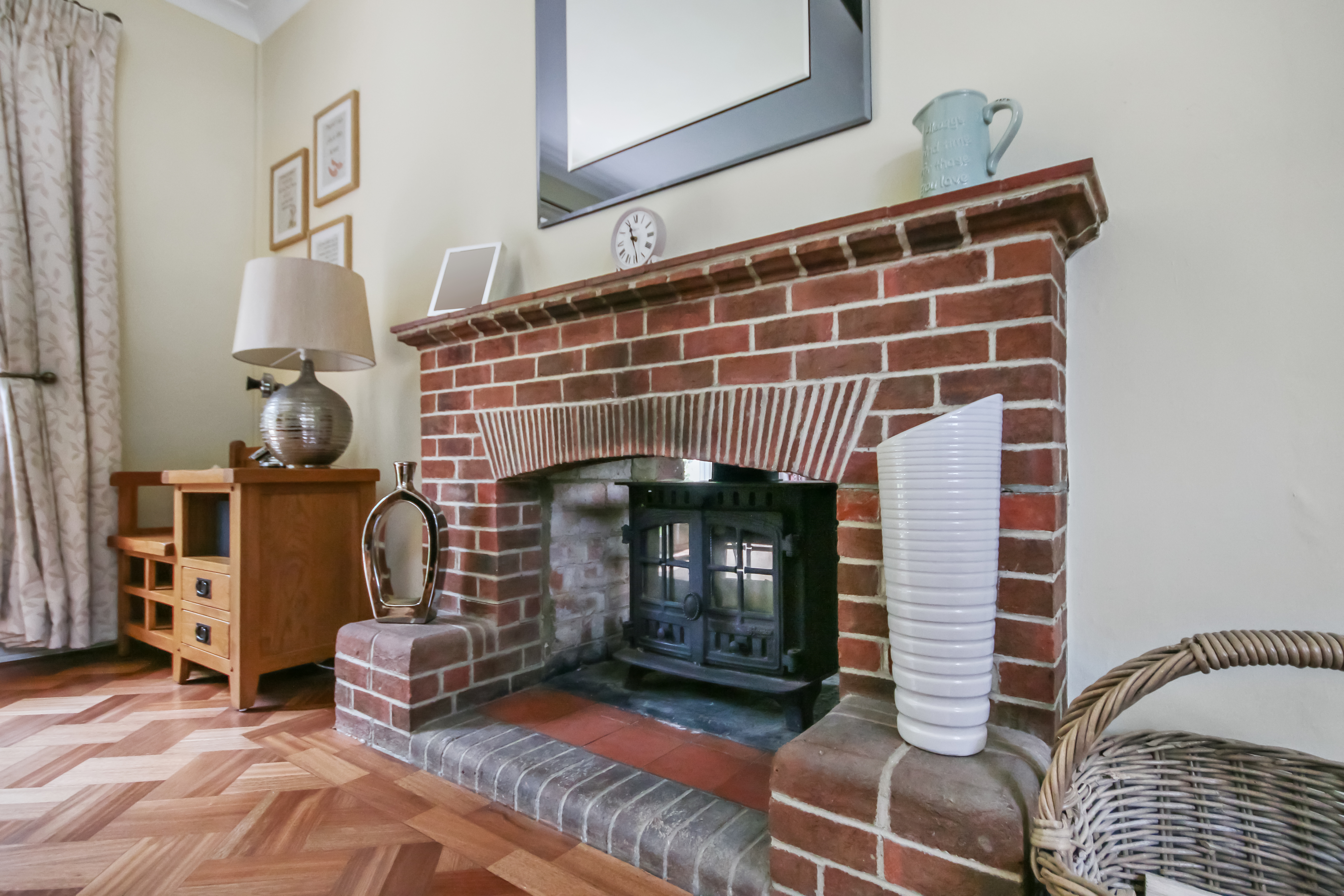 Chesterfield Close, East Grinstead, West Sussex