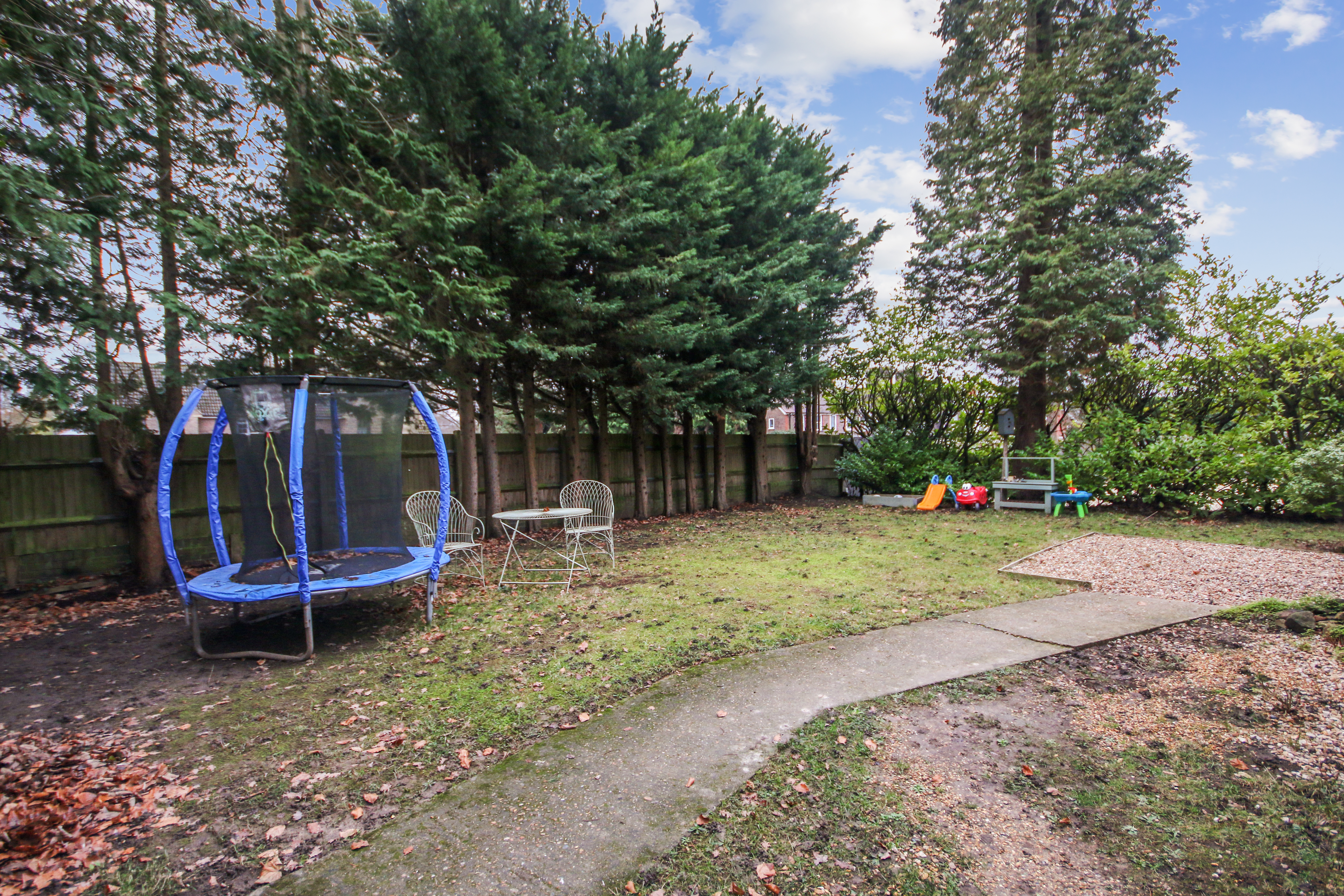 London Road, East Grinstead, West Sussex