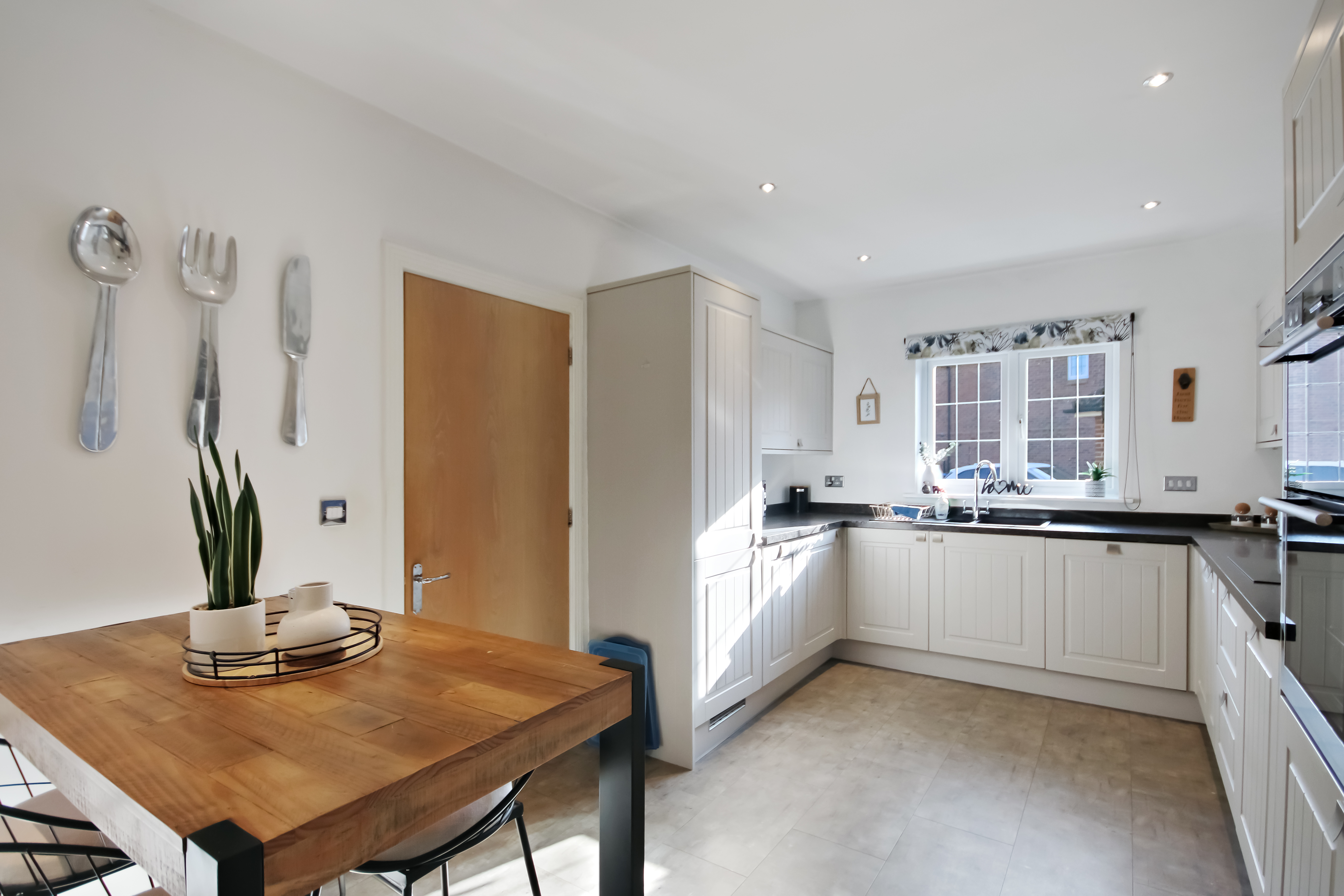 Rowplatt Close, Surrey