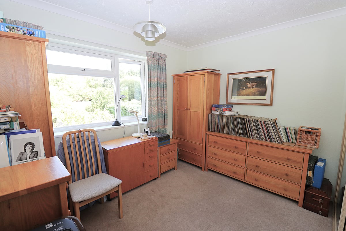 Southwood Road, Farnborough, GU14 0JQ