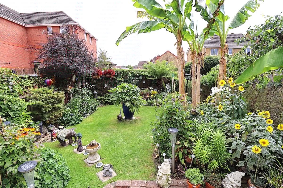 Collingwood, Farnborough, GU14 6LX