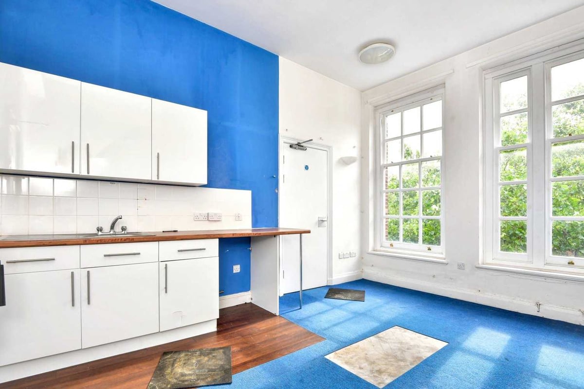 Market Place, Retford, DN22 6HB