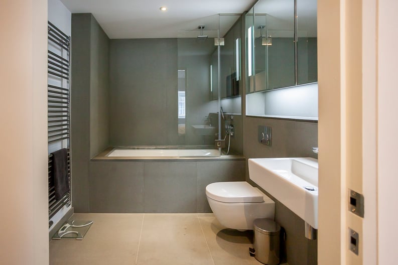 2 bedroom(s) apartment to sale in Strand, Covent Garden, London-image 7