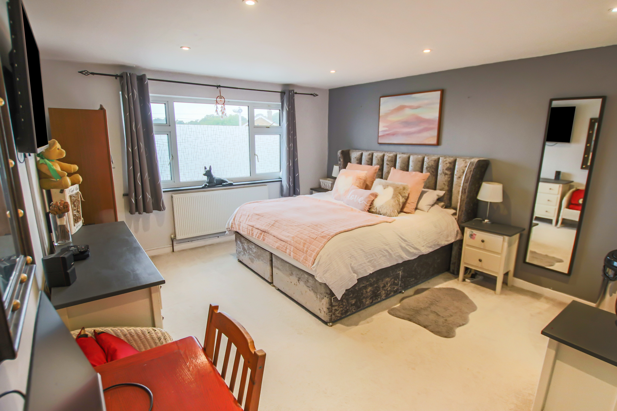 Milton Crescent, East Grinstead
