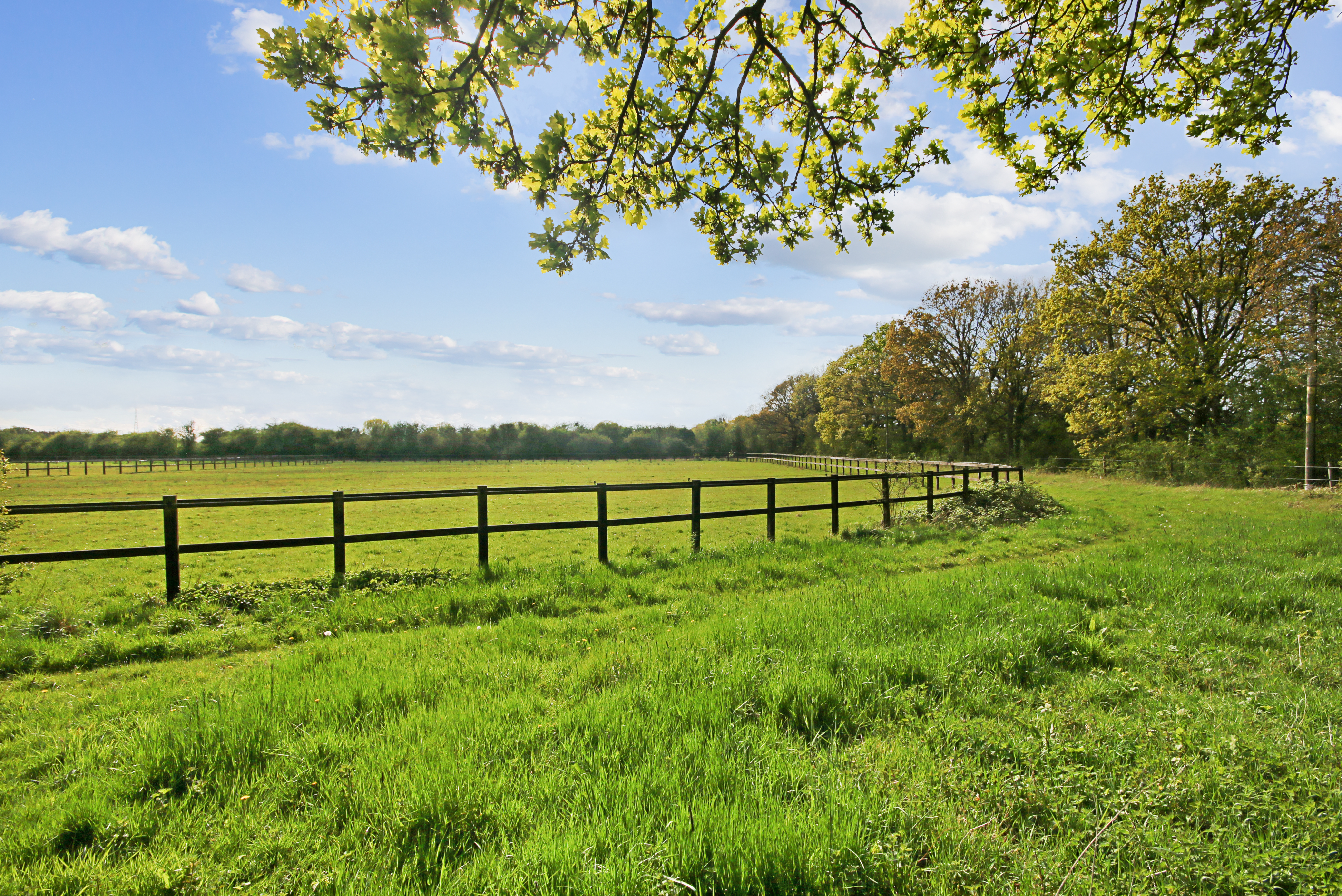 Croydon Barn Lane, Horley, Surrey