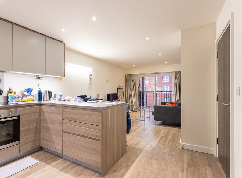 1 bedroom(s) apartment to sale in Beaufort Square, London-image 2